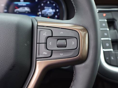 Used 2023 Chevrolet Tahoe High Country AWD/4WD image 20