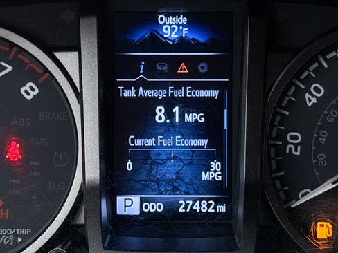 Used 2020 Toyota Tacoma TRD Sport w/ Technology Package AWD/4WD image 34