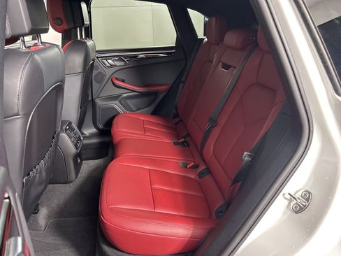 Certified 2023 Porsche Macan Turbo image 25