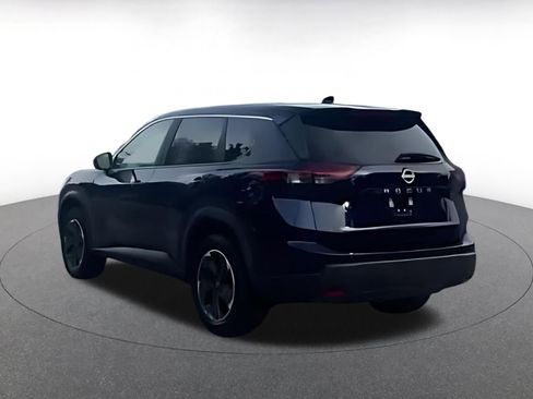 Used 2025 Nissan Rogue SV FWD image 15