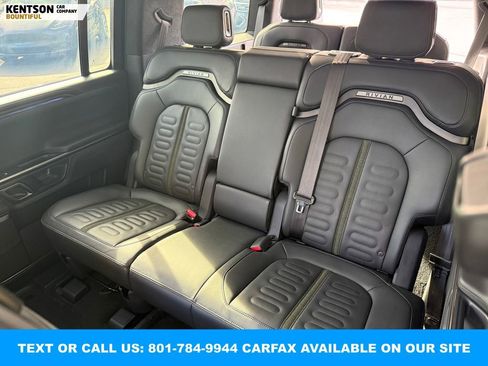 Used 2022 Rivian R1S Launch Edition image 32