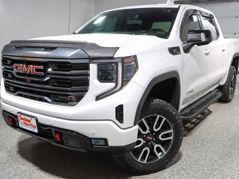 Used 2023 GMC Sierra 1500 AT4 w/ AT4 Premium Package image 35