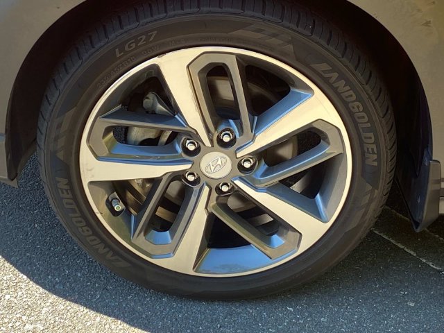 Used 2019 Hyundai Kona Ultimate FWD image 6