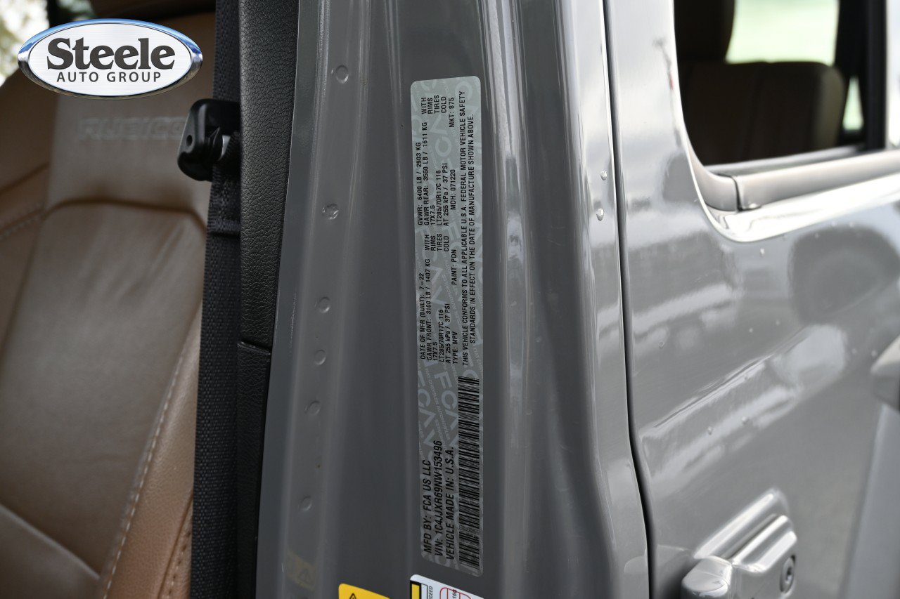 Used 2022 Jeep Wrangler Unlimited Rubicon 4xe w/ Cold Weather Group AWD/4WD image 30
