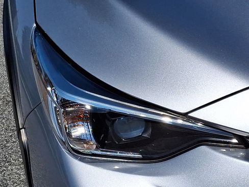 Certified 2024 Subaru Crosstrek 2.0i Premium AWD/4WD image 10