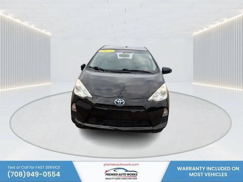 Used 2014 Toyota Prius C One FWD image 2