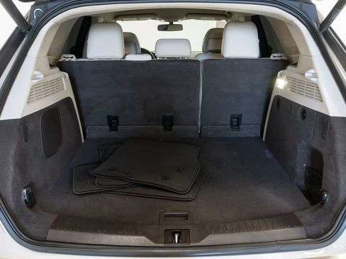 Used 2017 Lincoln MKC Premiere FWD image 28