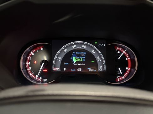 Certified 2025 Toyota RAV4 XLE image 24