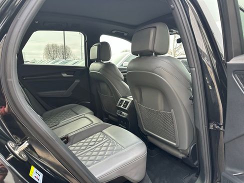Used 2022 Audi SQ5 Prestige image 27