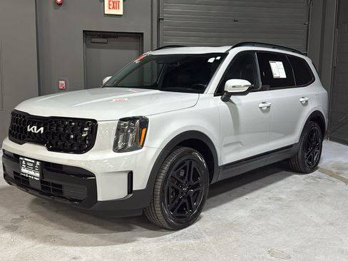 Used 2024 Kia Telluride EX X-Line AWD/4WD image 3