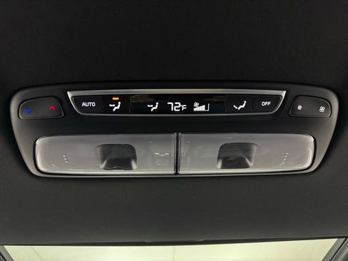 Used 2025 Kia Telluride AWD image 7