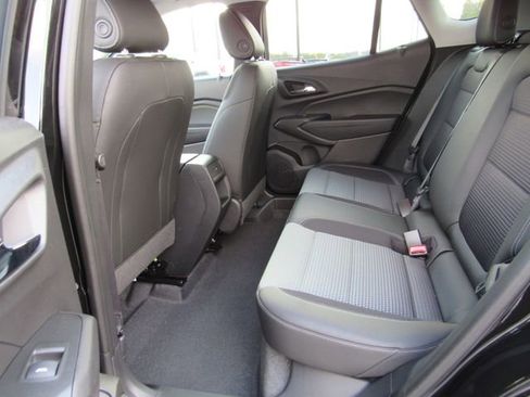 New 2026 Chevrolet Trax LT image 16