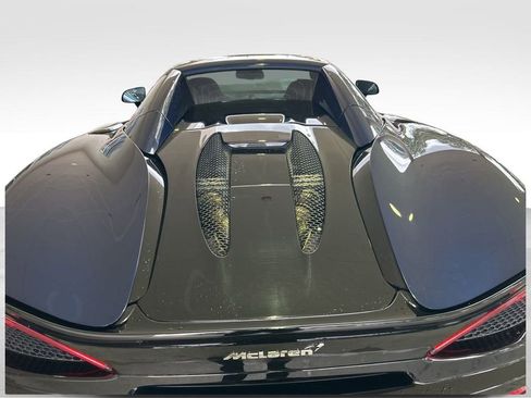 Used 2020 McLaren 570S Spider image 30