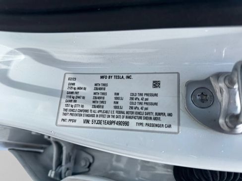 Used 2023 Tesla Model 3 Standard Range RWD image 29