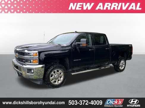 Used 2015 Chevrolet Silverado 2500 LT w/ LT Fleet Convenience Package AWD/4WD image 6
