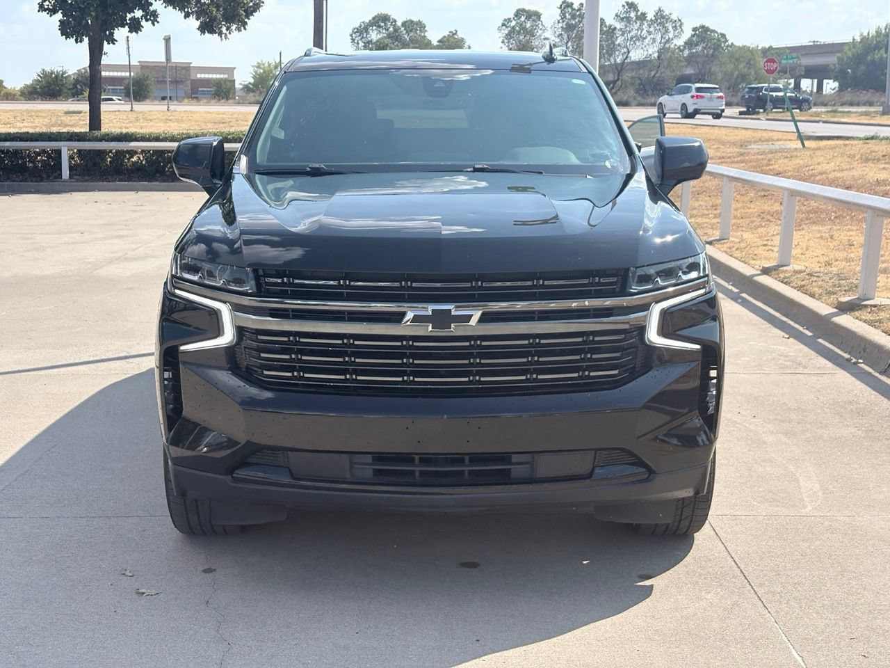 Used 2021 Chevrolet Tahoe RST w/ Rear Media and Nav Package AWD/4WD image 2