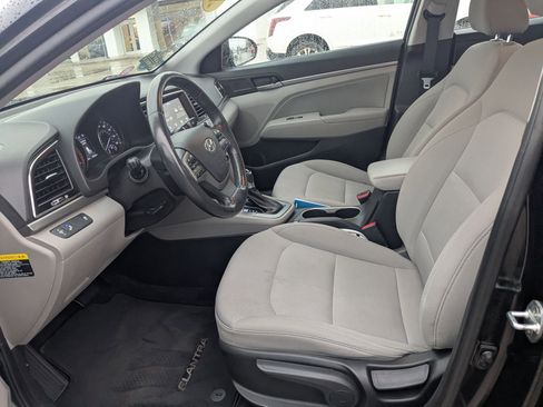 Used 2018 Hyundai Elantra Value Edition image 16