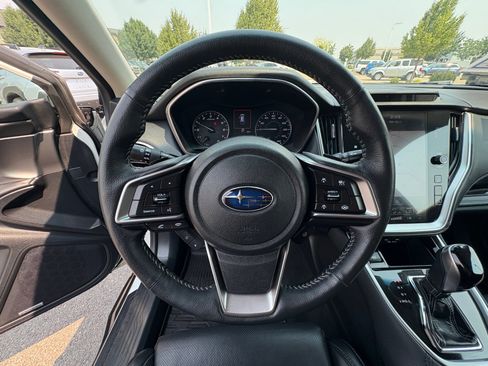 Used 2020 Subaru Outback Limited AWD/4WD image 9