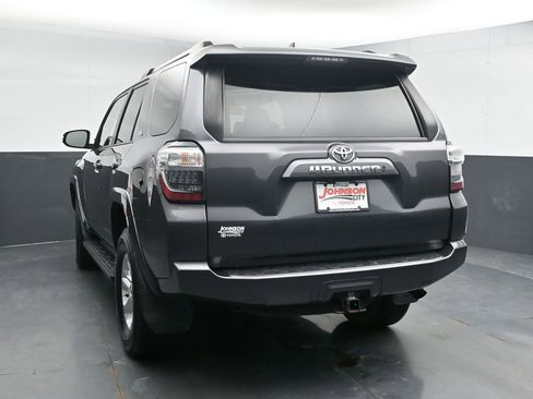 Used 2022 Toyota 4Runner SR5 Premium image 6