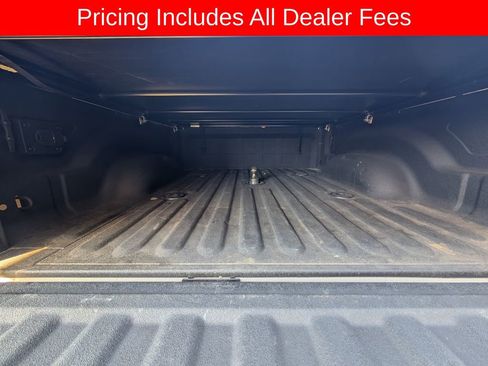 Used 2020 RAM 2500 Tradesman w/ Chrome Appearance Group AWD/4WD image 11
