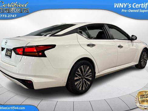 Used 2025 Nissan Altima 2.5 SV image 6