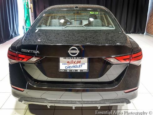 Used 2025 Nissan Sentra SV FWD image 7