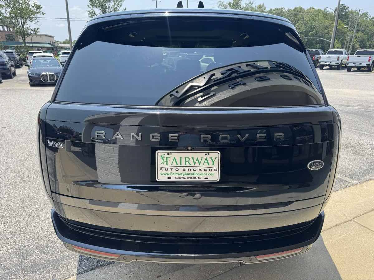 Used 2023 Land Rover Range Rover SE AWD/4WD image 7