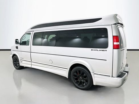 New 2026 GMC Savana 2500 Extended w/ Driver Convenience Package RWD image 5