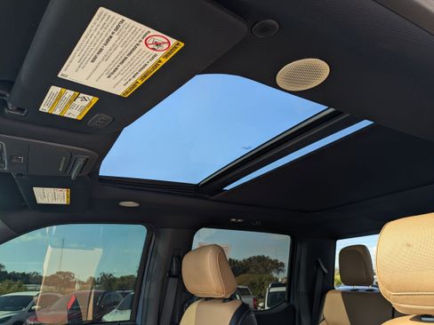 Used 2023 Ford F450 Lariat w/ Lariat Ultimate Package image 24