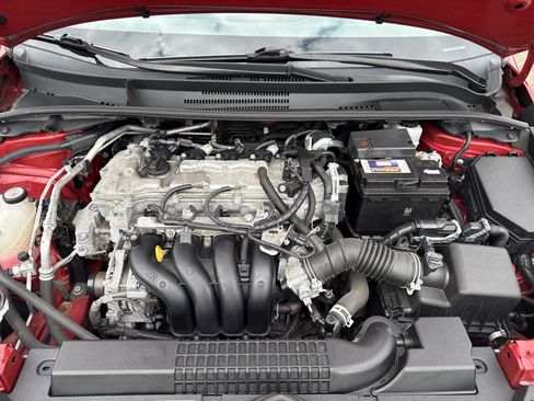 Used 2021 Toyota Corolla LE image 11