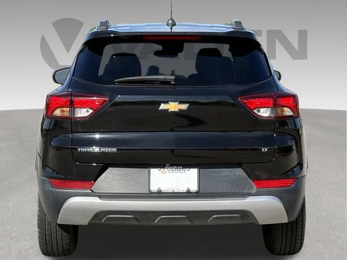 Used 2023 Chevrolet TrailBlazer LT FWD image 10