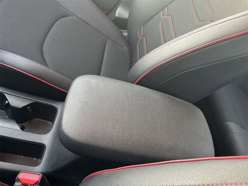 Used 2024 Kia Forte GT image 30