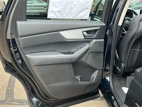 New 2026 Acura MDX SH-AWD image 25