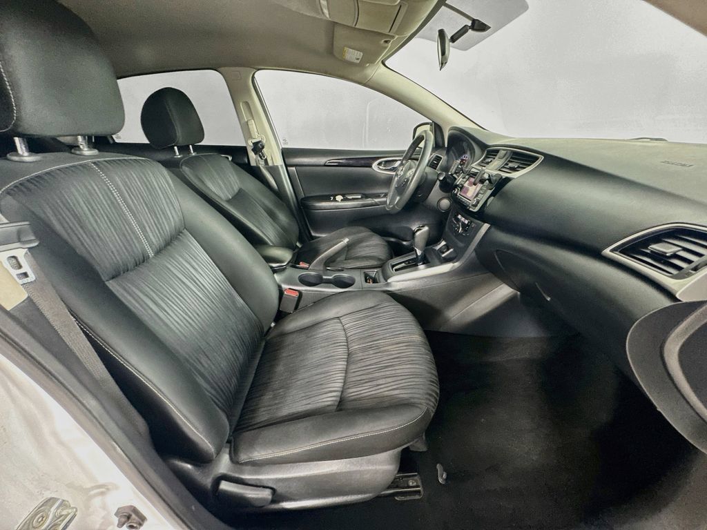 Used 2018 Nissan Sentra SV FWD image 30