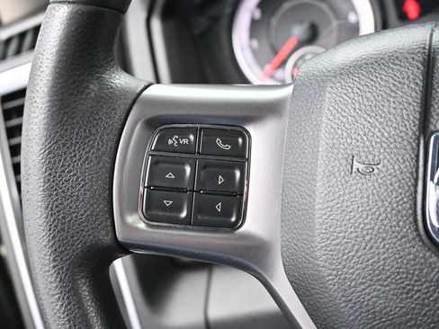 Used 2021 RAM 1500 Classic SLT image 15