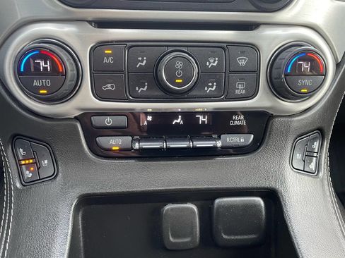 Used 2020 GMC Yukon SLT w/ Graphite Performance Edition image 23