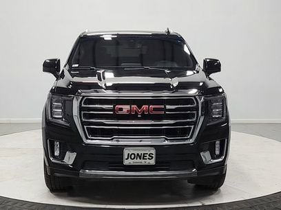 Used 2022 GMC Yukon SLT w/ SLT Premium Package