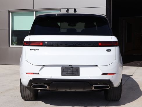 Certified 2023 Land Rover Range Rover Sport SE Dynamic AWD/4WD image 9