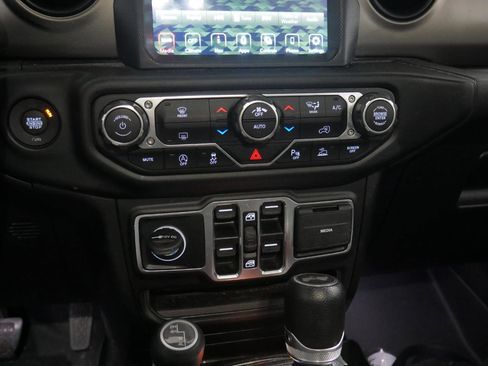 Used 2021 Jeep Wrangler Unlimited Sport S w/ Sun And Sound Package image 23