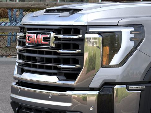 New 2026 GMC Sierra 2500 SLE w/ SLE Value Package; AWD/4WD image 13
