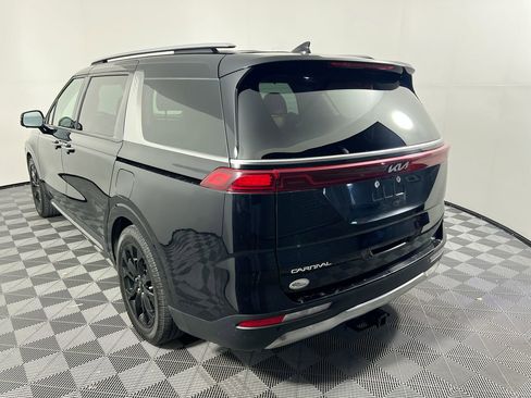 Used 2024 Kia Carnival SX Prestige image 5