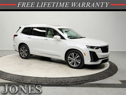 Used 2021 Cadillac XT6 Premium Luxury image 1