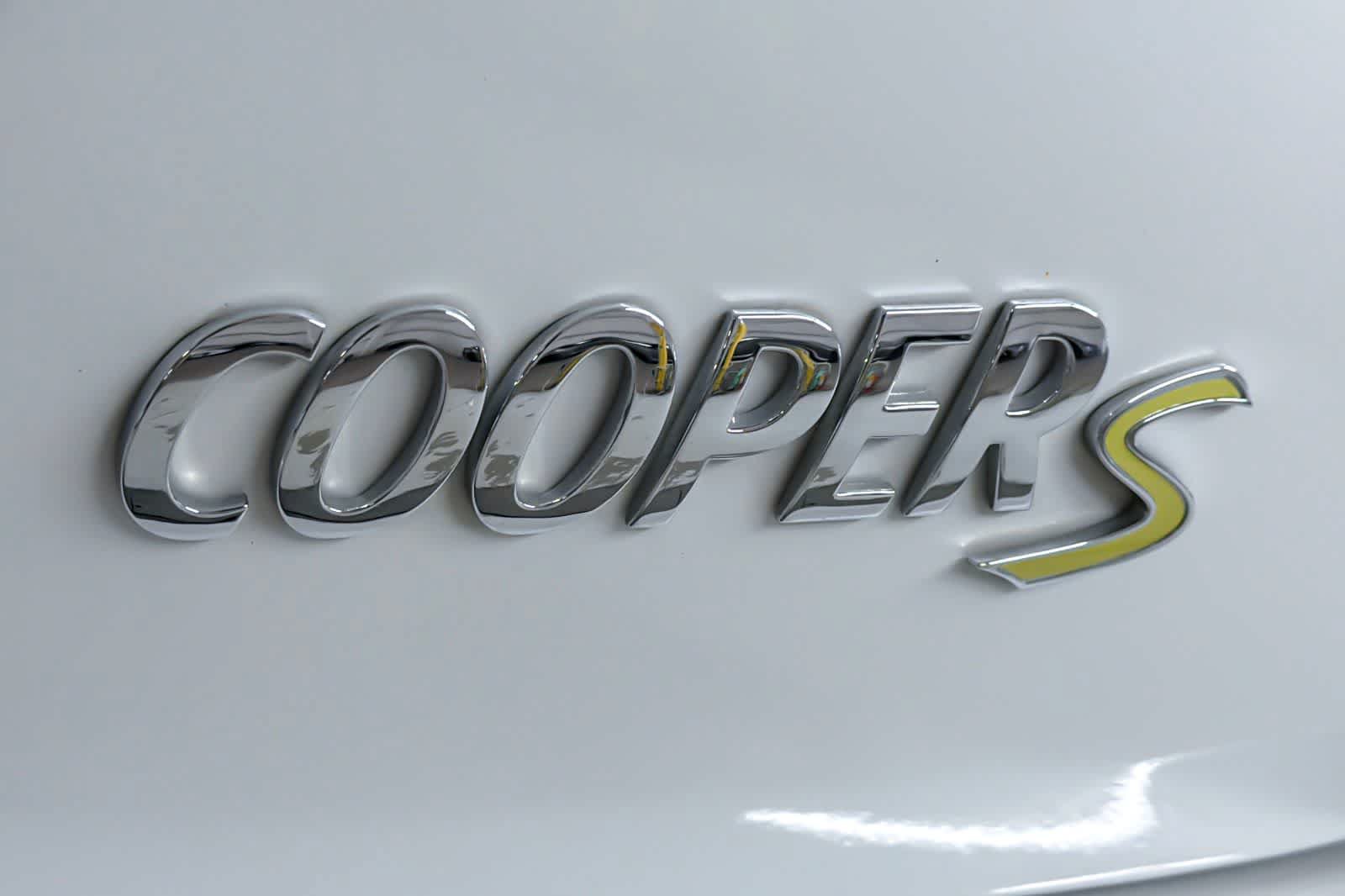 Used 2024 MINI Cooper SE FWD image 28