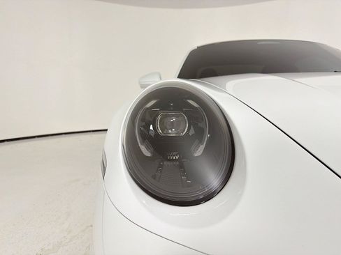 Certified 2026 Porsche 911 Carrera S RWD image 29