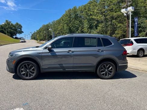 Used 2023 Volkswagen Tiguan SE FWD image 37