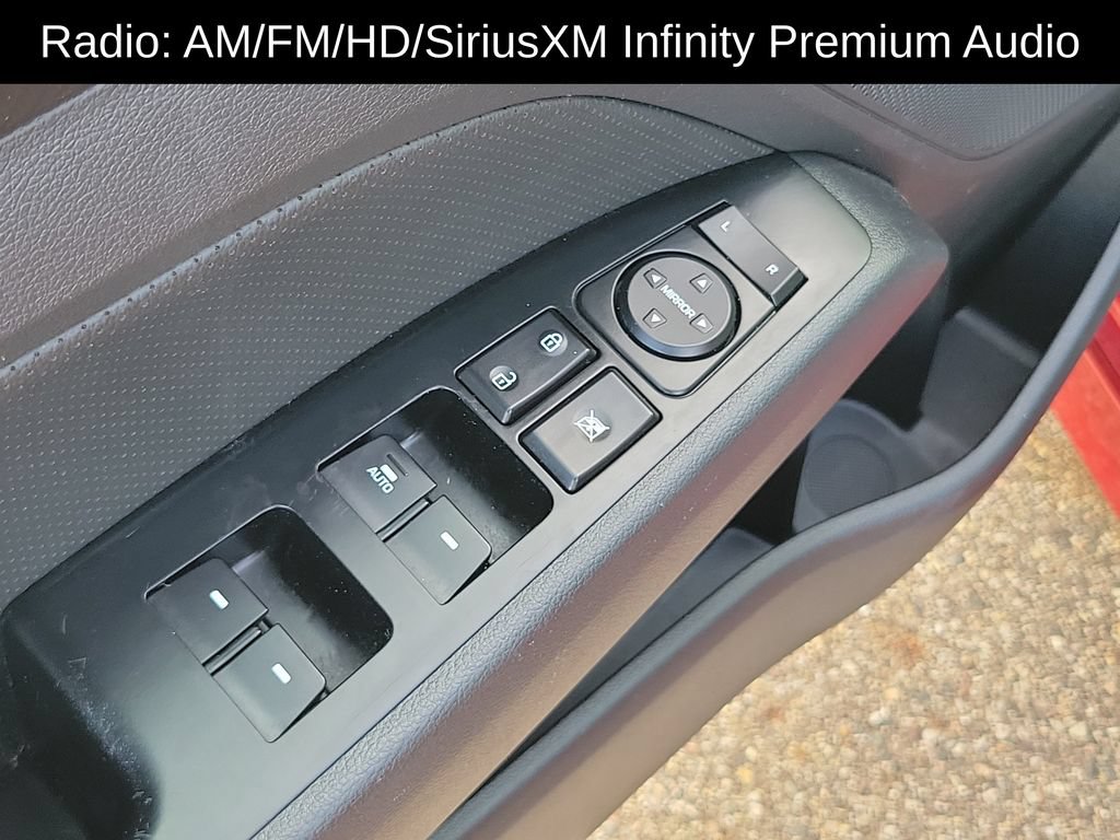 Used 2017 Hyundai Elantra Sport w/ Sport Premium Package 06 FWD image 12