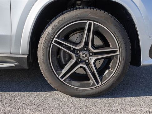 Certified 2025 Mercedes-Benz GLS 450 GLS 450 image 10