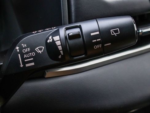New 2026 Mitsubishi Outlander LE AWD/4WD image 29
