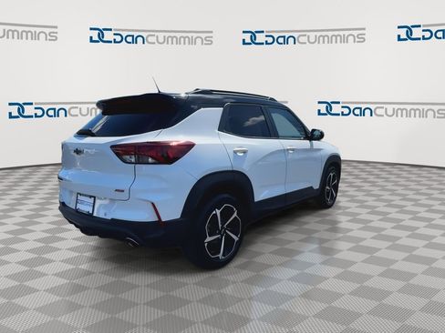 Used 2023 Chevrolet TrailBlazer RS w/ Sun and Liftgate Package image 8