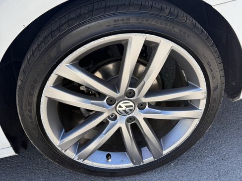 Used 2017 Volkswagen Passat 1.8T R-Line w/ R-Line Lighting Package FWD image 25